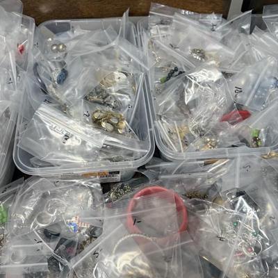 Sale Photo Thumbnail #17