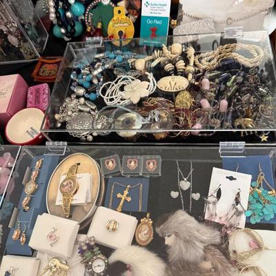 Sale Photo Thumbnail #71