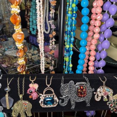 Sale Photo Thumbnail #19