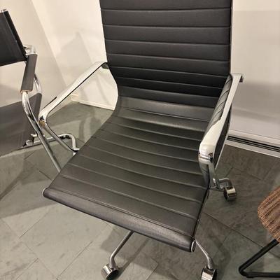 Sale Photo Thumbnail #92