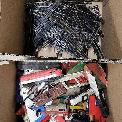 H.O. Train Mystery + (WH9)