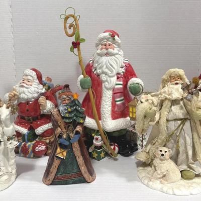 Santas (feat. Fitz & Floyd) WH4