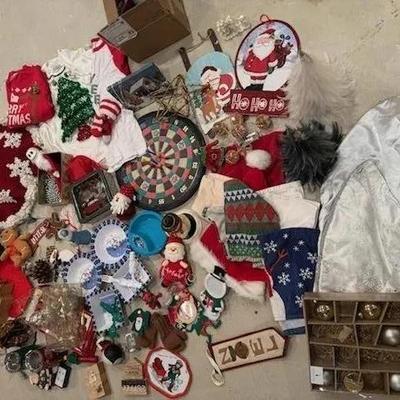 Christmas Gift Lot (WH9)