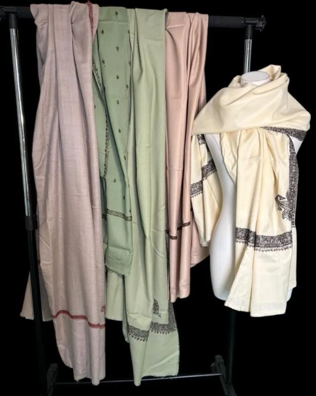 Sale Photo Thumbnail #77