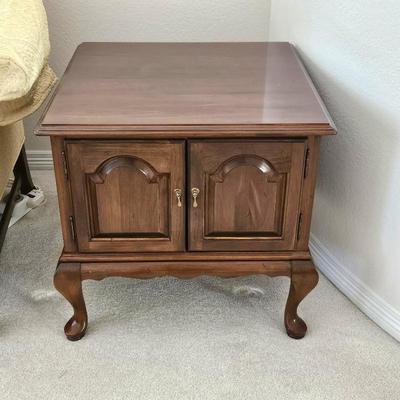  Queen Anne Style Mahogany End Table with Cabinet