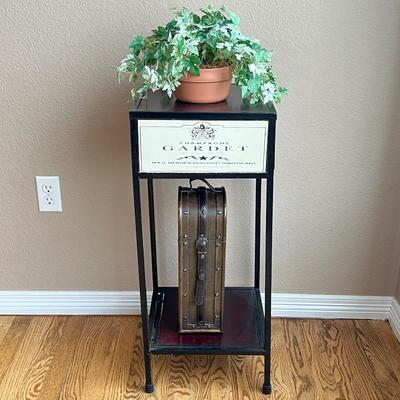 Champagne Gardet Side Table with Decorative Wine Case