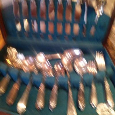 Sale Photo Thumbnail #55: Silverplate flatware
