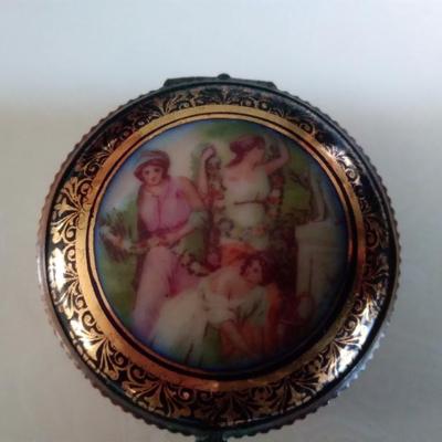 Limoges trinket box 