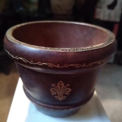 Leather florentine items
