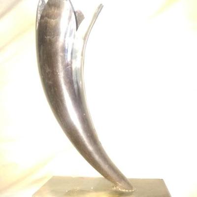 Sale Photo Thumbnail #68: Antique horn vase