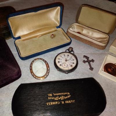 Sale Photo Thumbnail #7: Gold and sterling silver jewelry plus