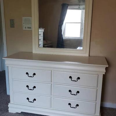 Coaster Furniture White Painted Wood Dresser with Matching Mirror