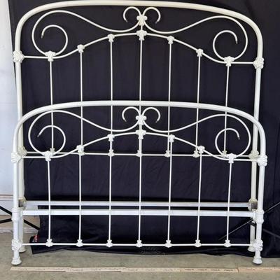 Vintage Iron Bed - Full 
