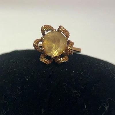 10k Gold Ring With Stone