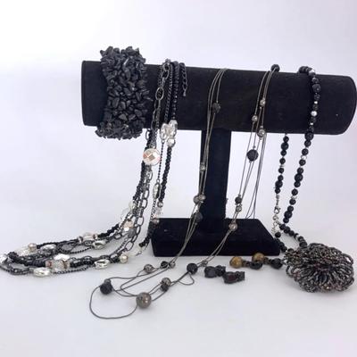 Costume Jewlery Bracelets, Necklaces, Clip On Earrings,Broach