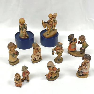 Anrifelix italian wood carved child figures