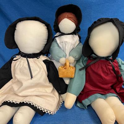 Soft cloth amish dolls and bottle doll