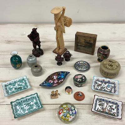 World travel trinket collection