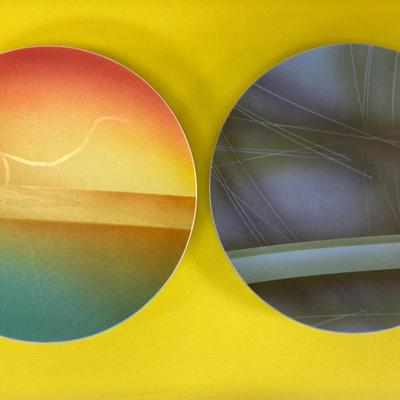 Ceramic or fiberglass 16 diameter wall hanging dish art