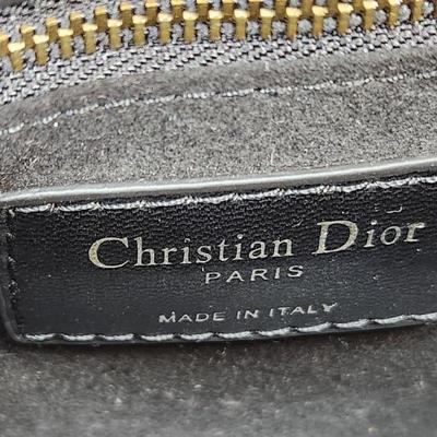 Sale Photo Thumbnail #381