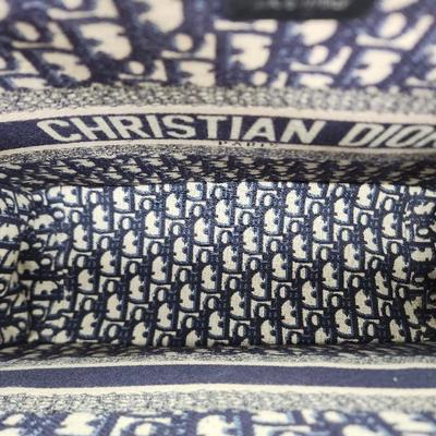 Sale Photo Thumbnail #420