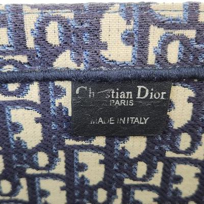 Sale Photo Thumbnail #372