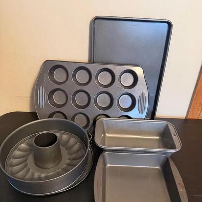 Lot of 6 Baking Pans, Wilton, Goodcook