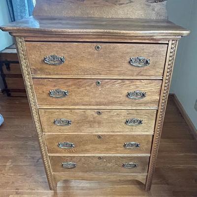 Antique Victorian Oak 5 Drawer Dresser 