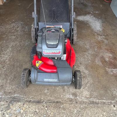 Snapper Self Propelled Lawnmower 21” Front Wheel Drive 