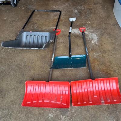 Snow Shovels Lot Of 4 