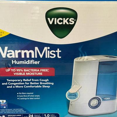 Lot 182:  New In Unopened Box.. Vick’s Humidifier 