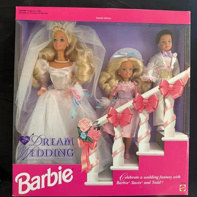 406: 1993 Wedding Dream Barbie Gift Set New In Box