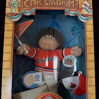 Lot 128:  Vintage Cabbage Patch Kids All-Stars Baltimore Orioles Doll – CPK Stadium Boxed