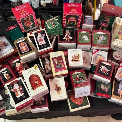 248: Vintage Hallmark Keepsake Ornaments Santas, Patriotic And More 