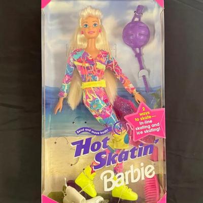 400: Hot Skatin Barbie New In Box