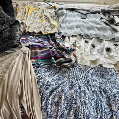 Lot 146:  Men’s Jacket (48R) And Women’s Plus Size Clothing