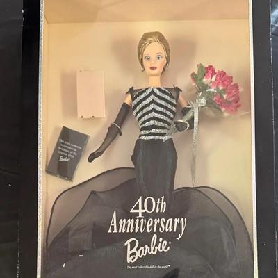 414: 1999 40th Anniversary Barbie New In Box