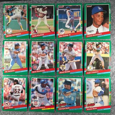 1991 Donruss MLB Lot Green Border - 24  cards total.