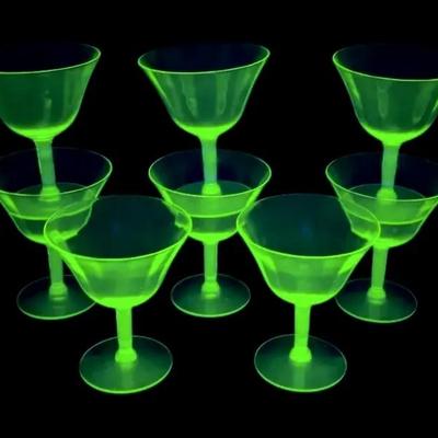 10 Uranium Sherbet Glasses