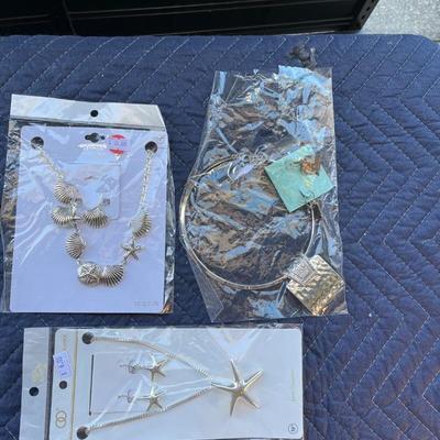 Sale Photo Thumbnail #64