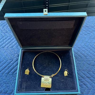 Sale Photo Thumbnail #24