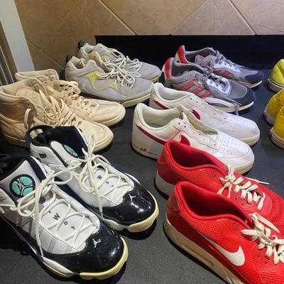 Sale Photo Thumbnail #17