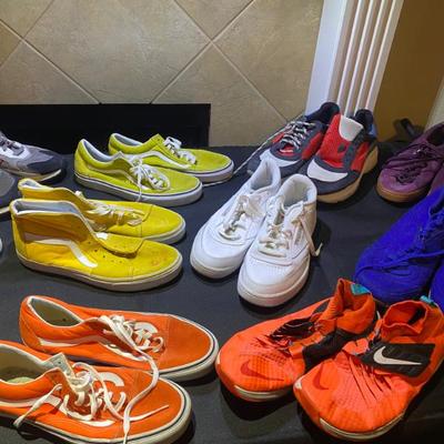 Sale Photo Thumbnail #18