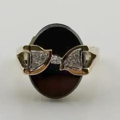 Oval Onyx & Diamond 14k Yellow Gold Ring