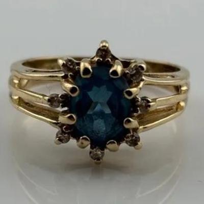 1.5 Carat Oval London Blue Topaz 14k Yellow Gold Ring