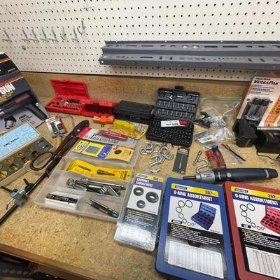 Workshop Mystery Lot Crafstman Dewalt Vermont Grommets Bits Batteries And More 