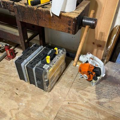 Sale Photo Thumbnail #558