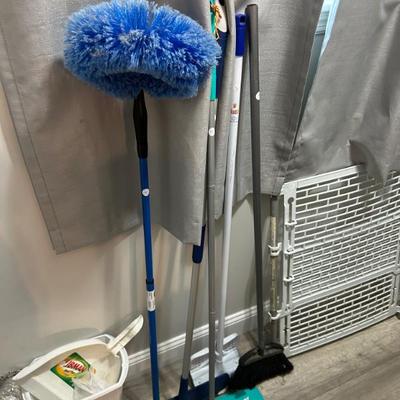 Sale Photo Thumbnail #533