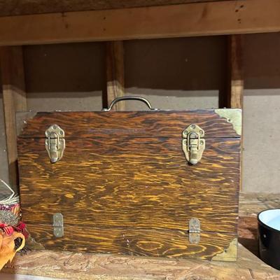 Sale Photo Thumbnail #573