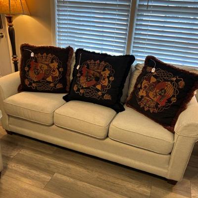 Sale Photo Thumbnail #291